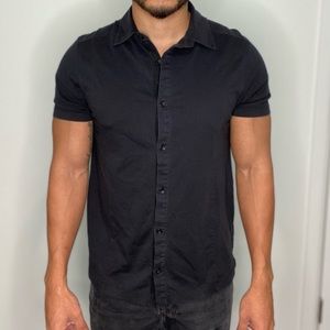 Perry Ellis Button Down